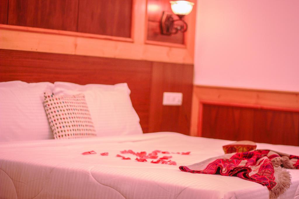 Vivaan The Sunrise Resort Manāli Eksteriør bilde