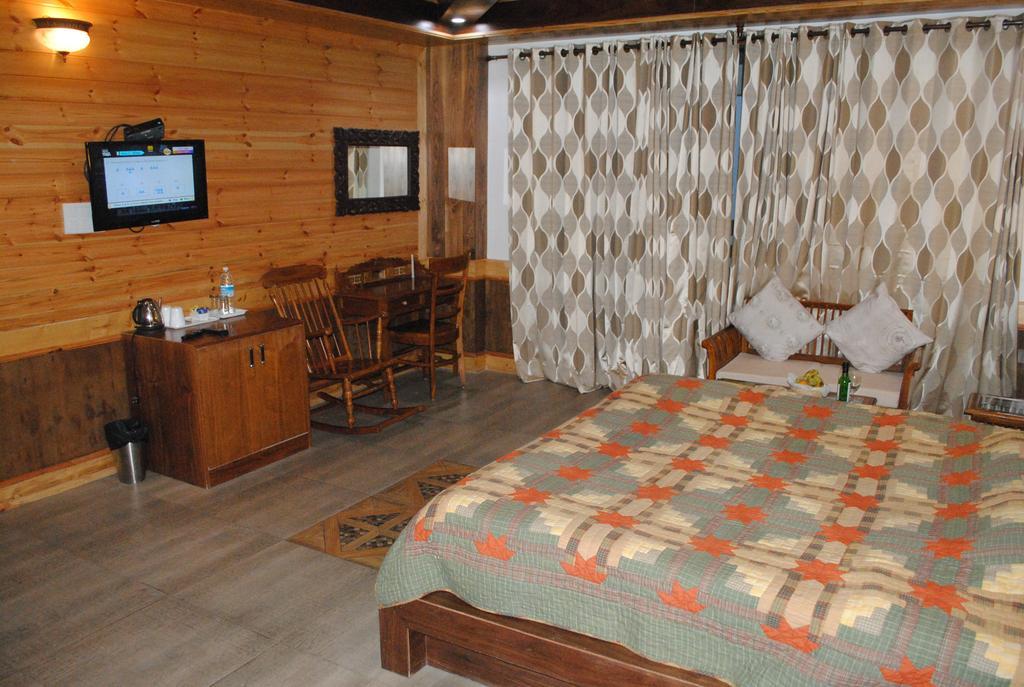 Vivaan The Sunrise Resort Manāli Eksteriør bilde