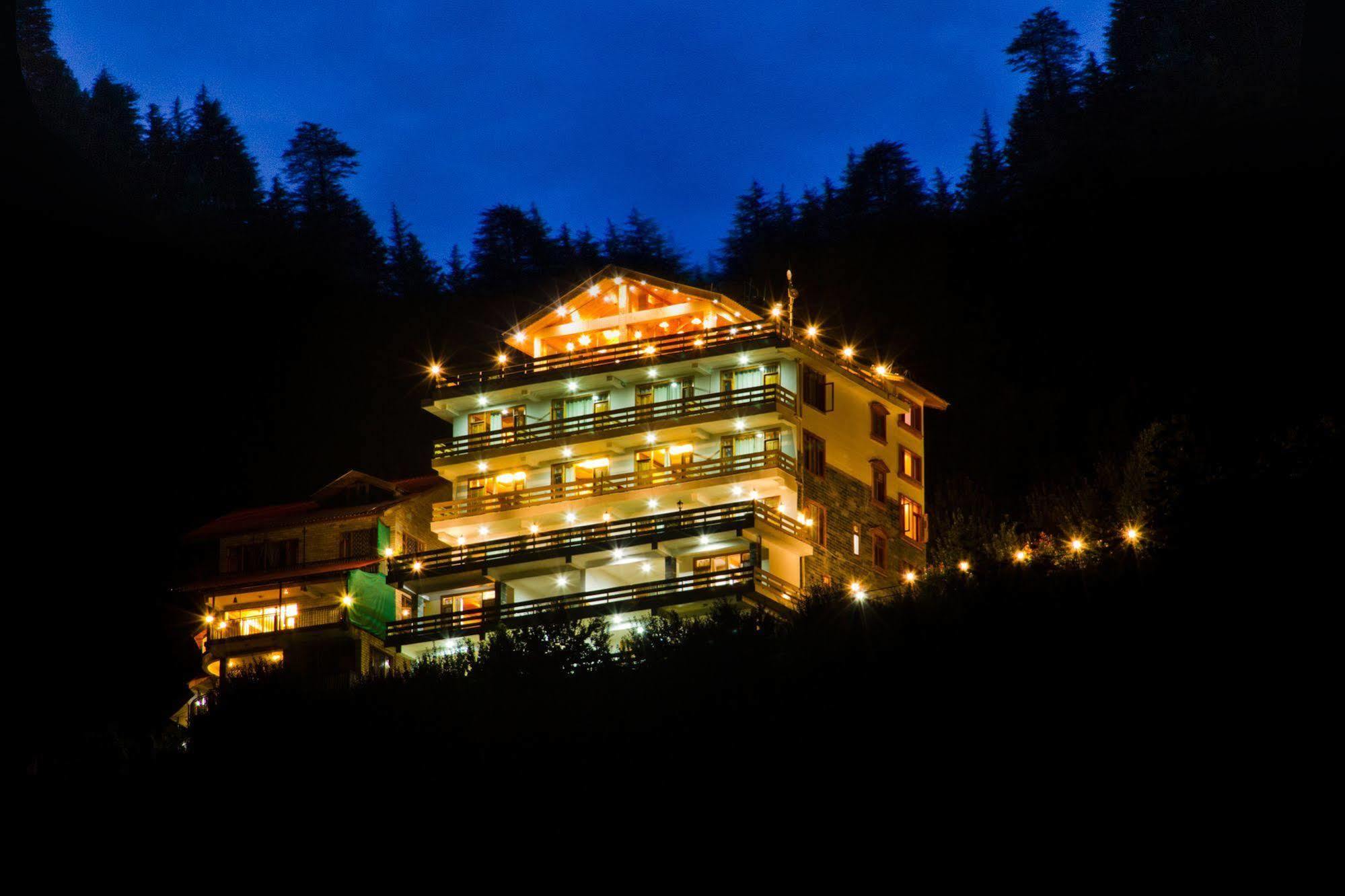Vivaan The Sunrise Resort Manāli Eksteriør bilde